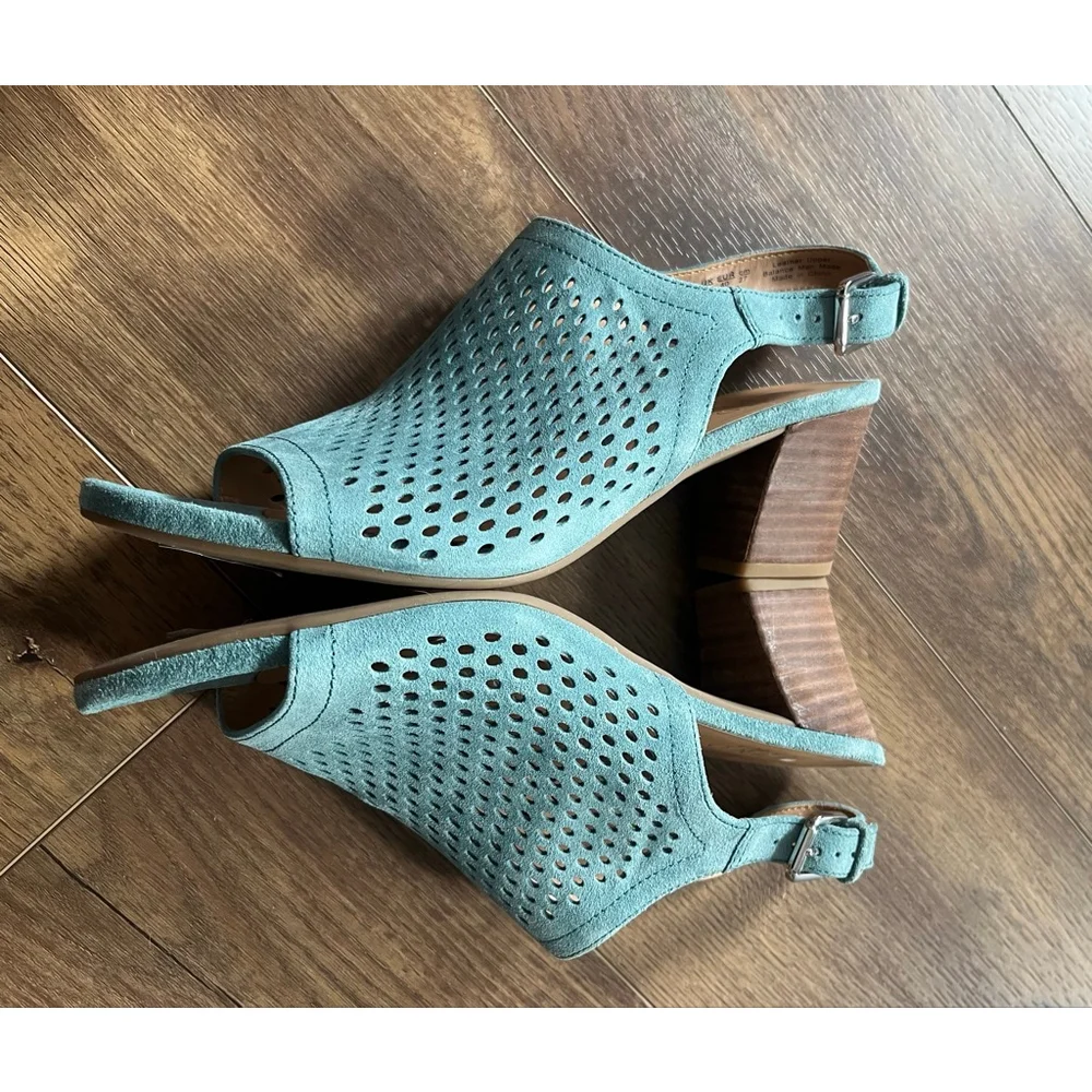 Franco Sarto Monaco suede dress sandals size 10